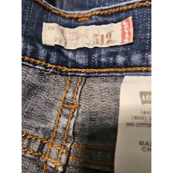 Vintage Levi's 512 Blue Denim Perfectly Slimming Boot Cut Jeans 6 28x30 Midrise - Picture 8 of 8